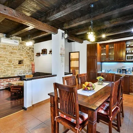 Stone Mia With Pool Villa Sukosan