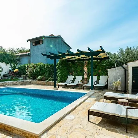 Villa Stone Mia With Pool