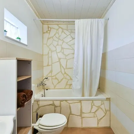 Stone Mia With Pool Villa